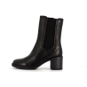 Botinne noir en cuir